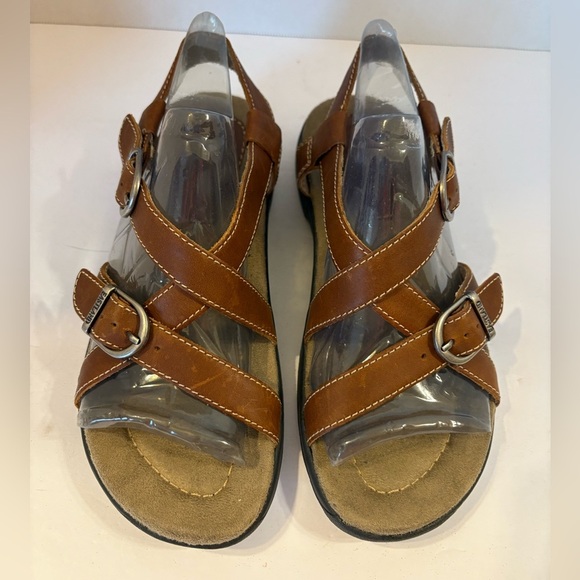 Eastland brown leather strappy sandals size 7 M - Picture 1 of 11